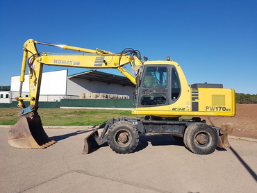 Аренда колесного экскаватора без гидромолота Komatsu 170